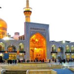 مداحی دلنشین آقای بازیگر در حرم امام رضا(ع) | ویدئو