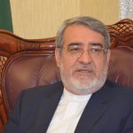 رحمانی فضلی استوارنامه‌اش را به رئیس‌جمهور چین تقدیم کرد