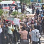 تشییع پیکر شهدای حادثه تروریستی زاهدان + ویدئو | تصاویری از اقامه نماز بر پیکر شهدا