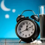 چه کسانی نباید ملاتونین مصرف کنند؟
