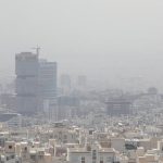 وزش باد شدید و گرد و خاک در تهران؛ هوا خنک می‌شود